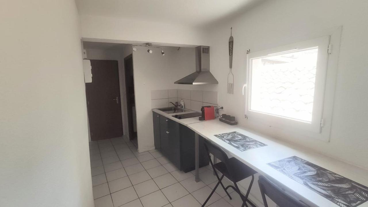 Narbonne Centre Ville Historique Studio Екстериор снимка